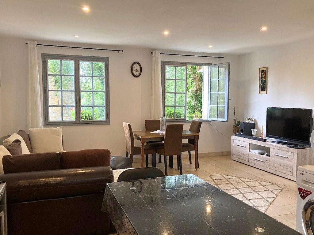 Immeuble de 2 appartements à Cahors avec extérieurs