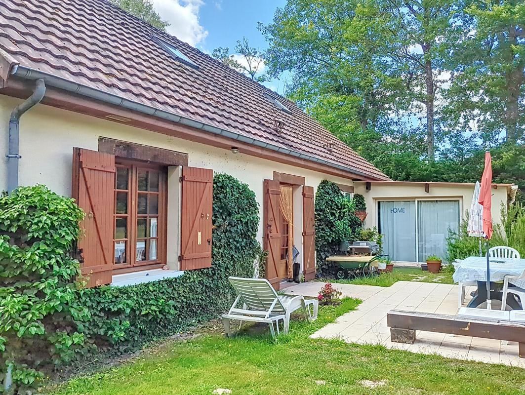 YVOY-LE-MARRON Maison .Vente à termes occupée 5 ans maximum 3