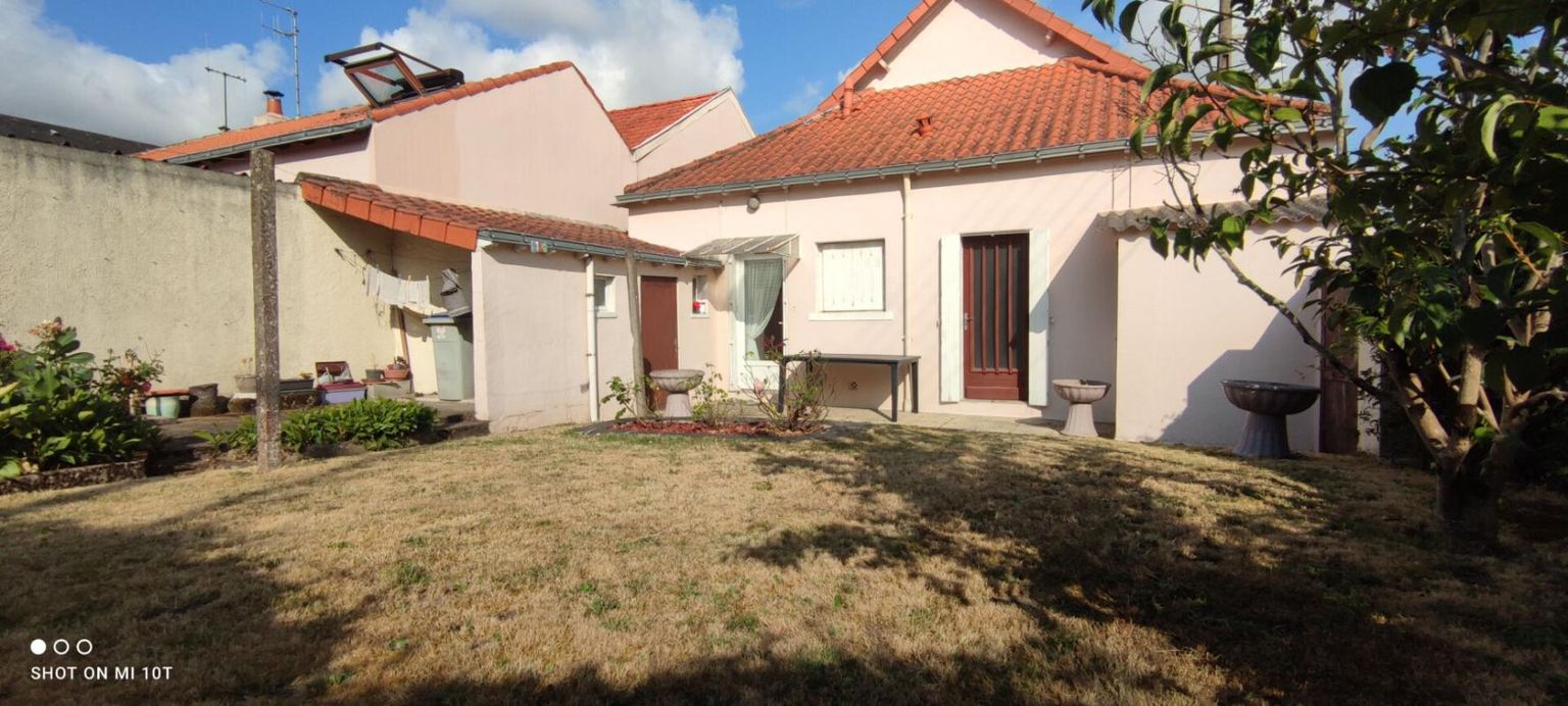 NANTES Maison Plessis Tison à rénover, potentiel de 120m² 2