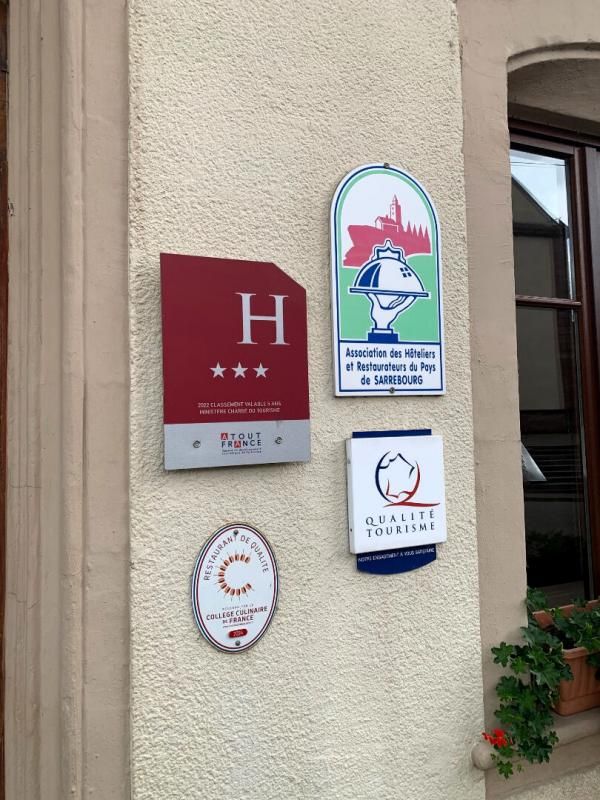 SARREBOURG Hôtel  Restaurant  30 pièce(s) 2000 m2 3
