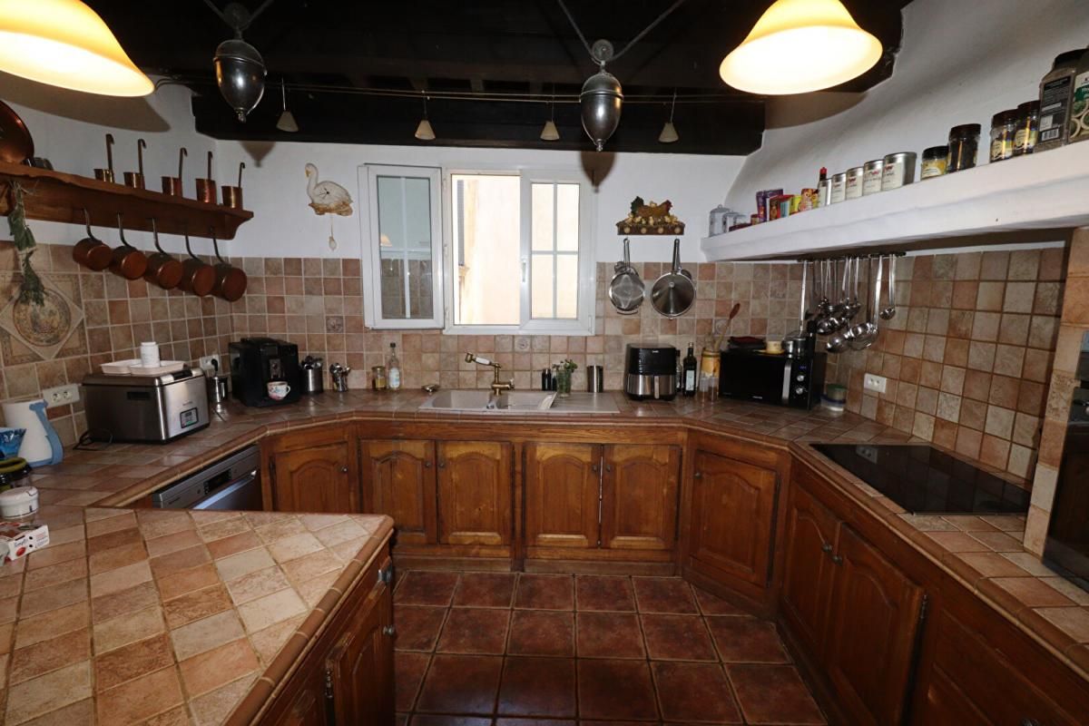 CAUMONT-SUR-DURANCE Maison Caumont Sur Durance 5 pièce(s) 175 m2 4