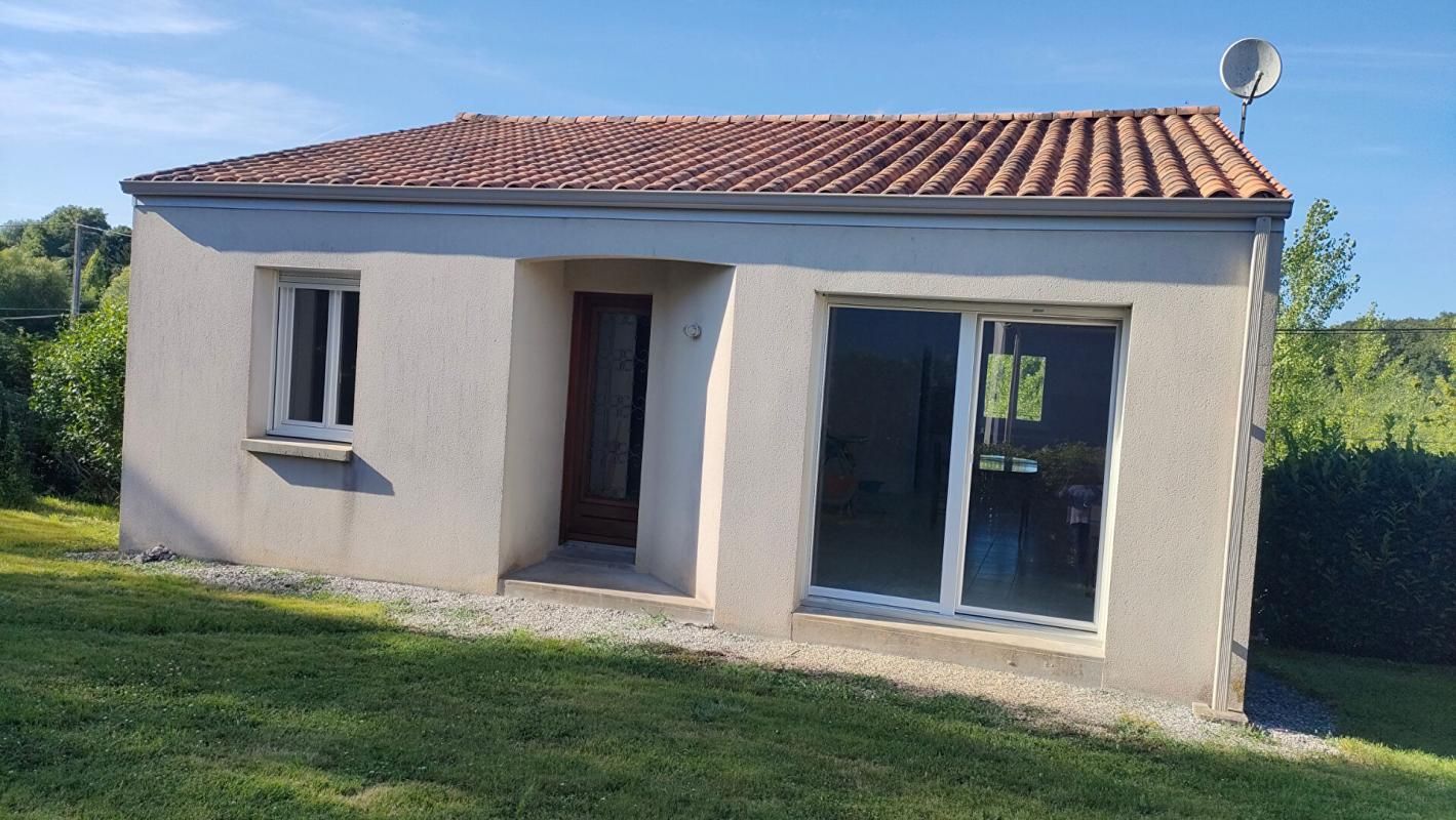 Maison L Hermenault 3 pièce(s) 64.80 m2