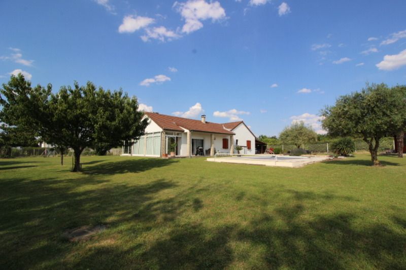 CHATELLERAULT Maison Chatellerault 9 pièce(s) 167.95 m2 2