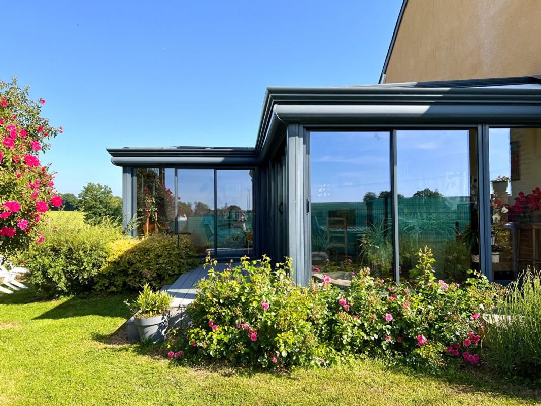 MAISON DE CAMPAGNE  PROCHE TGV