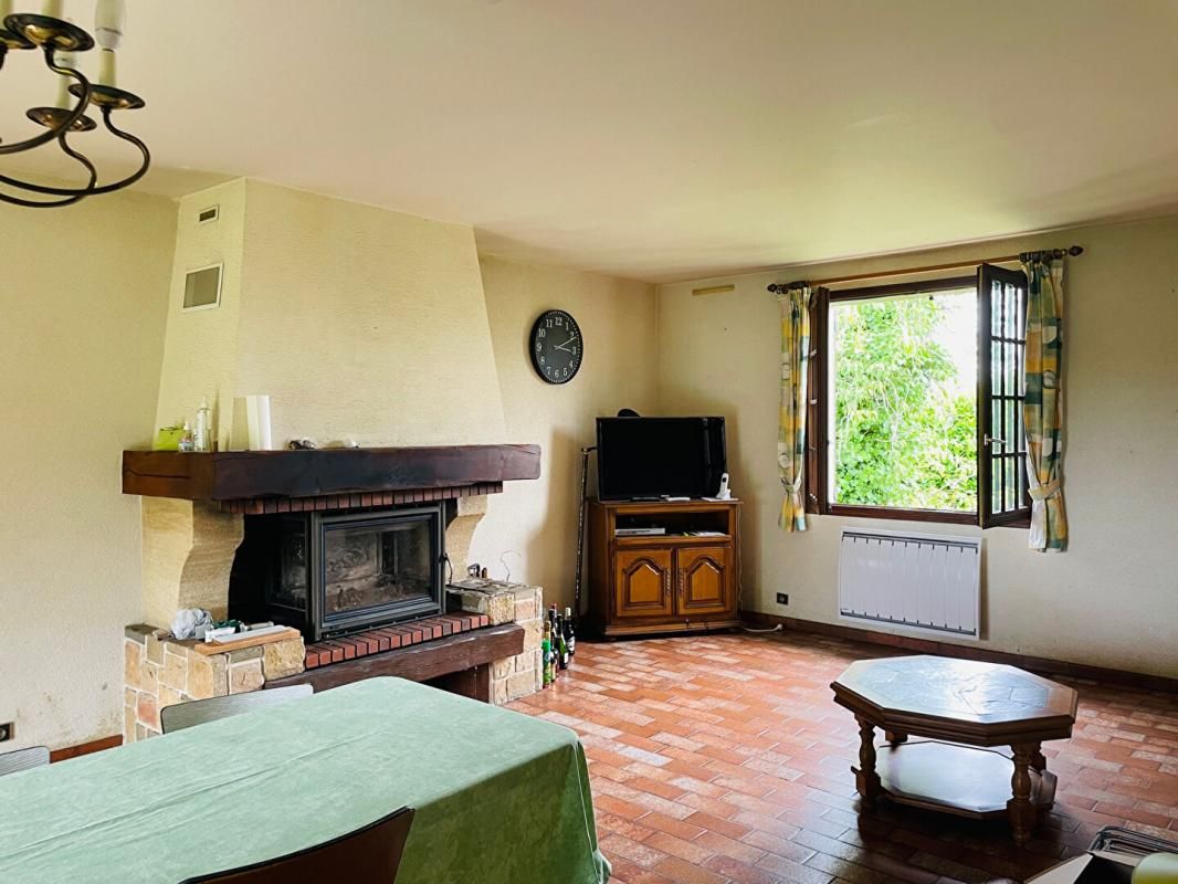 PONTGOUIN Maison 4 pièces 100 m2 sous-sol total , double garage à Pontgouin, à 5 min de Courville sur Eure 3