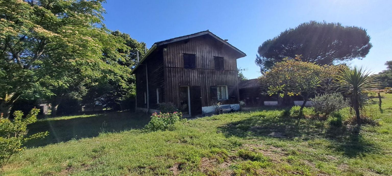 CASTETS ENTRE CASTETS ET CONTIS SUR LA COMMUNE DE ONESSE ET LAHARIE 3