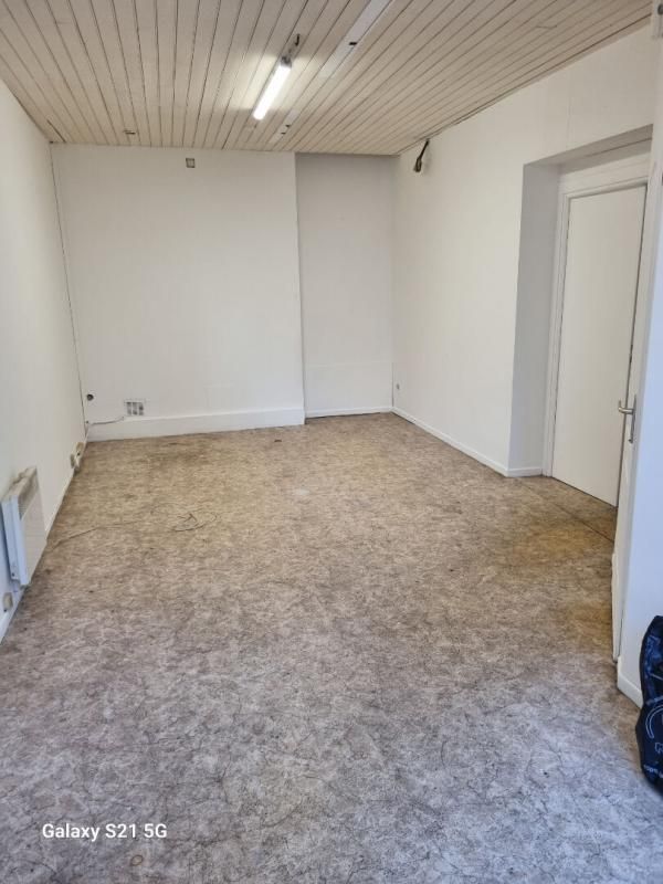DIEPPE LOCAUX COMMERCIAUX OU APPT A RENOVER 3