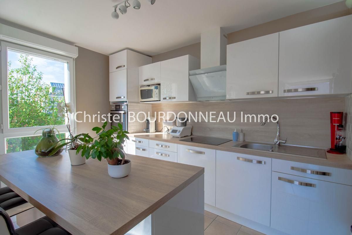 MONTEVRAIN Appartement Montevrain 3 pièce(s) 63 m2 4