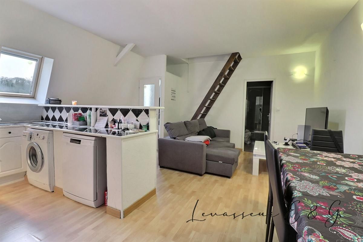 MOUY Mouy (60250) - Appartement T3 en duplex 65 m² un stationnement 2