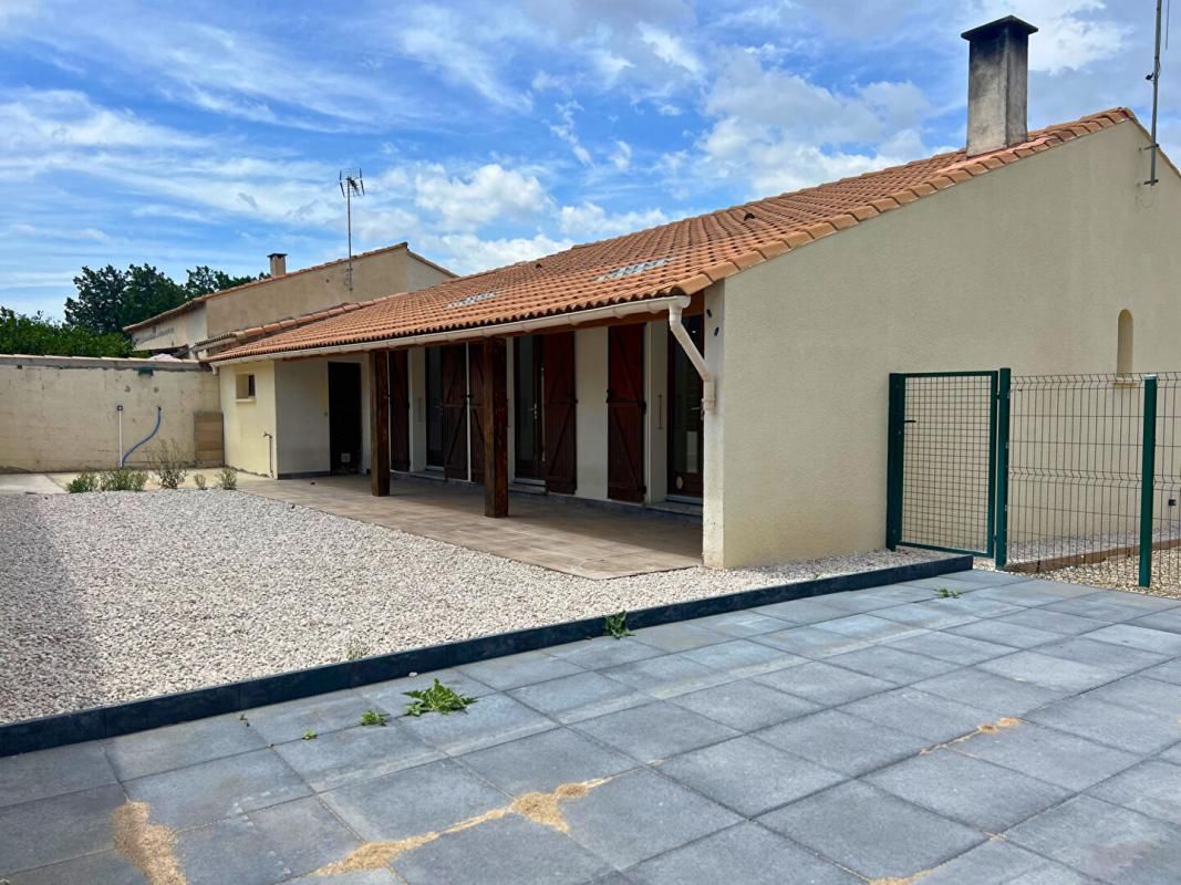 NISSAN-LEZ-ENSERUNE VILLA PLAIN-PIED 3 FACES - GARAGE ET JARDIN 4