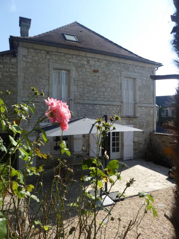 Jolie LOTOISE rénovée - 209 m2 hab avec 6 chbres