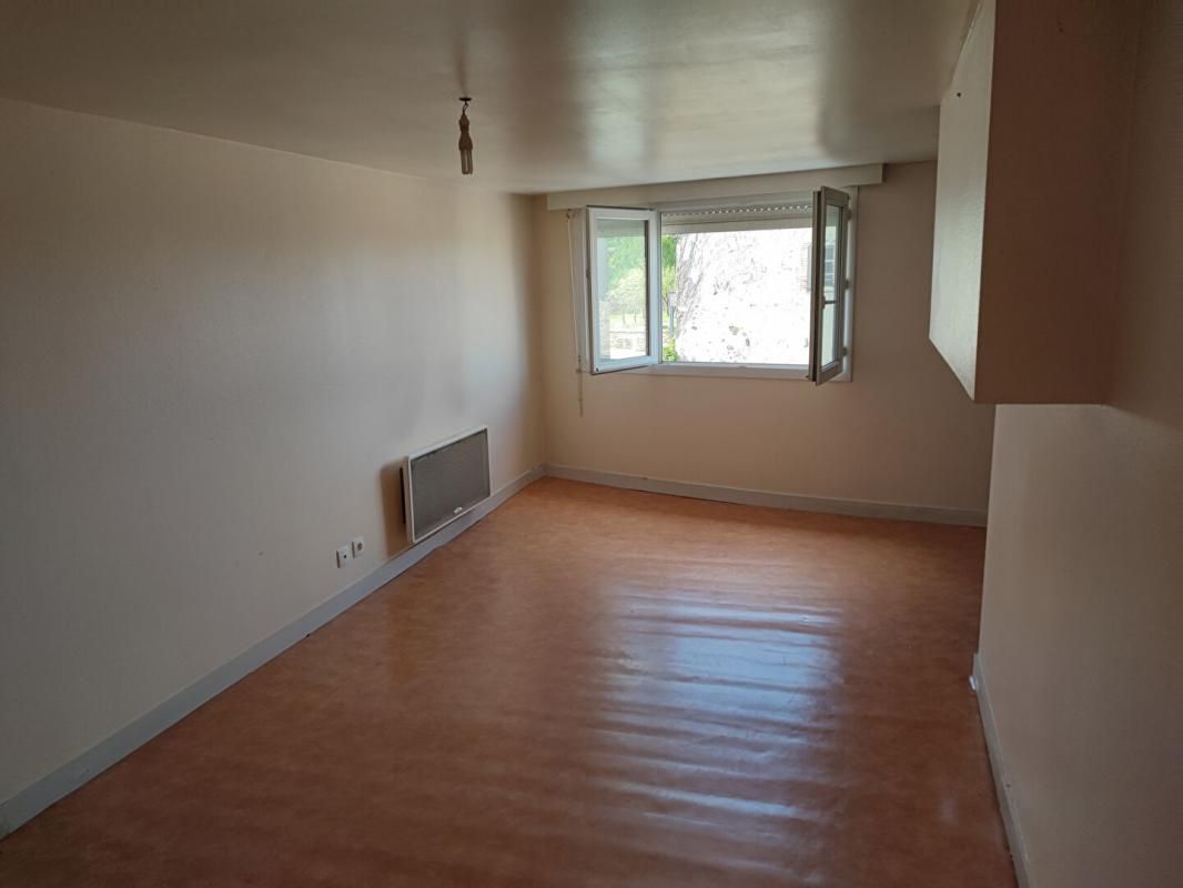TREVE Maison  3 pièce(s) 85 m2 4