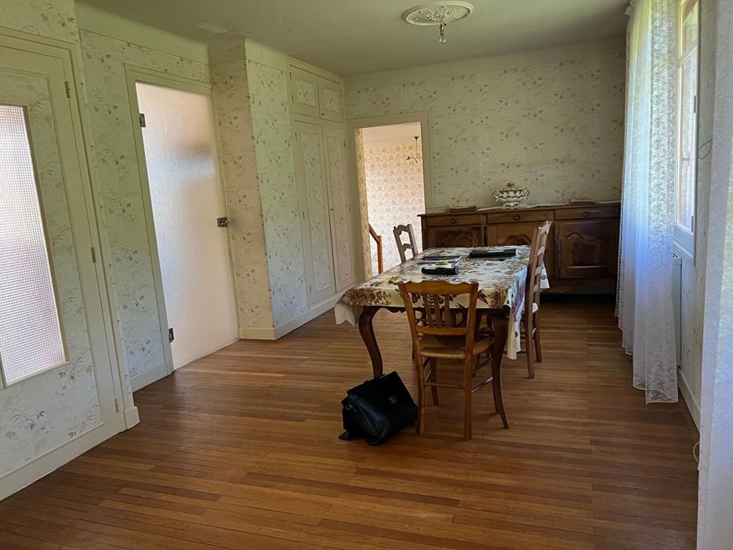 COLOMBIERS Maison Colombiers 4 pièce(s) 87 m2 2