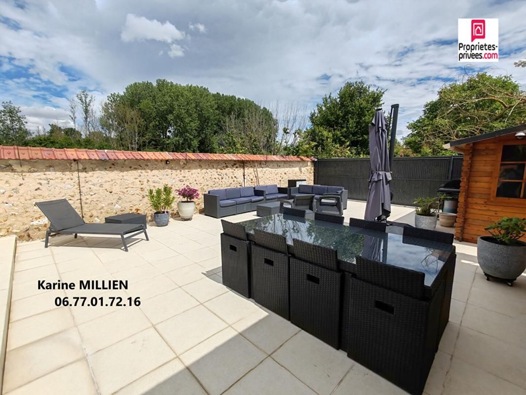 VILLEMEUX-SUR-EURE VILLEMEUX SUR EURE 28210 Maison individuelle avec piscine - 1 étage - 4 chambres - Garage - Terrain - 420 000 HAI 4
