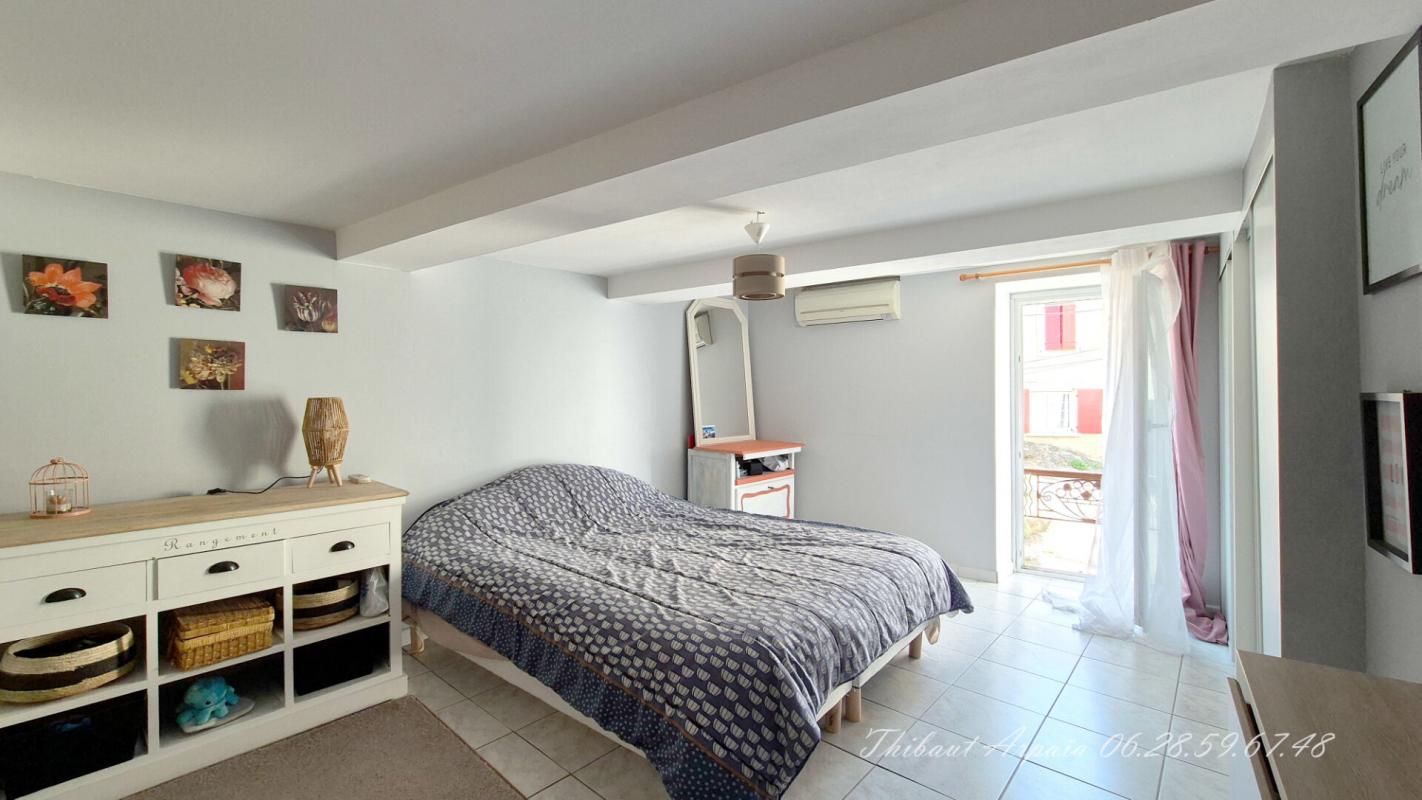 Maison 5 pièce(s) 131 m2 avec caves (x2)