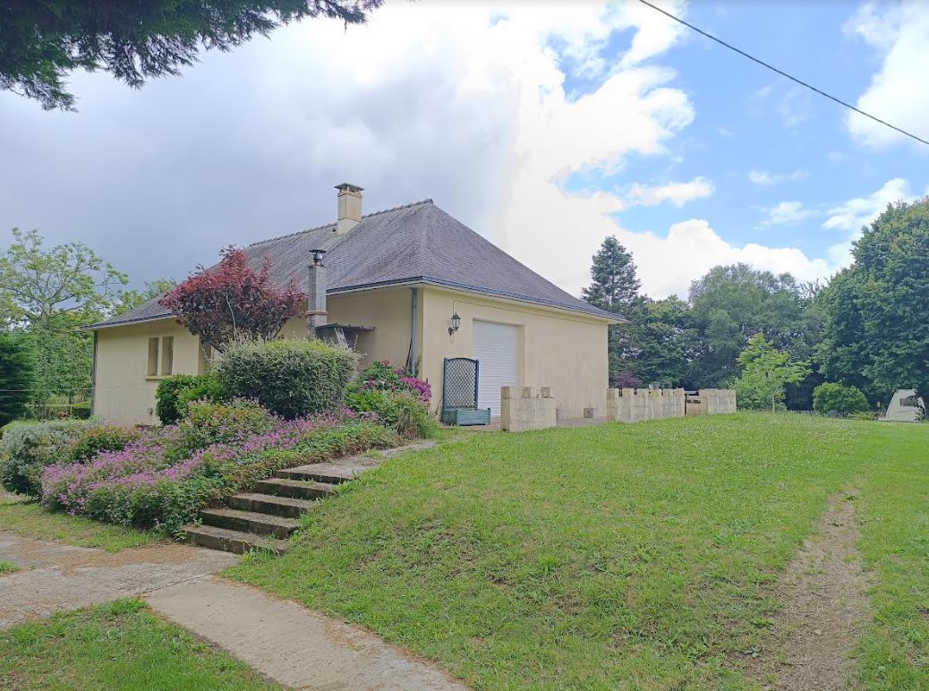 LE SAINT 56110 Le Saint Maison 4 chambres sous sol complet dépendances avec 3,6 hectares attenants 2