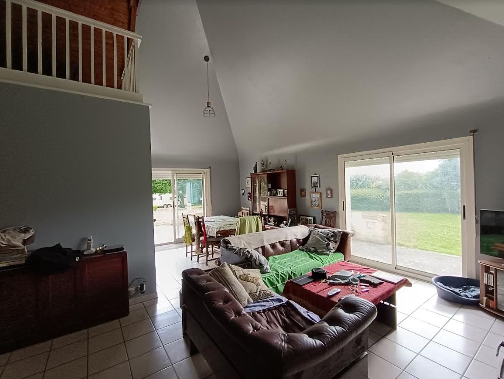LE SAINT 56110 Le Saint Maison 4 chambres sous sol complet dépendances avec 3,6 hectares attenants 3