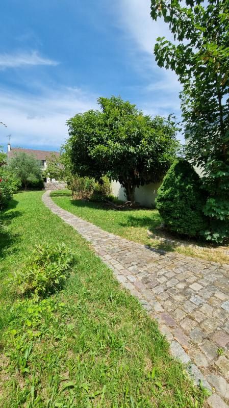 BAGNEUX 92220 - Bagneux Maison de 6 pièces - 130 m² -terrain de 800 m² 4