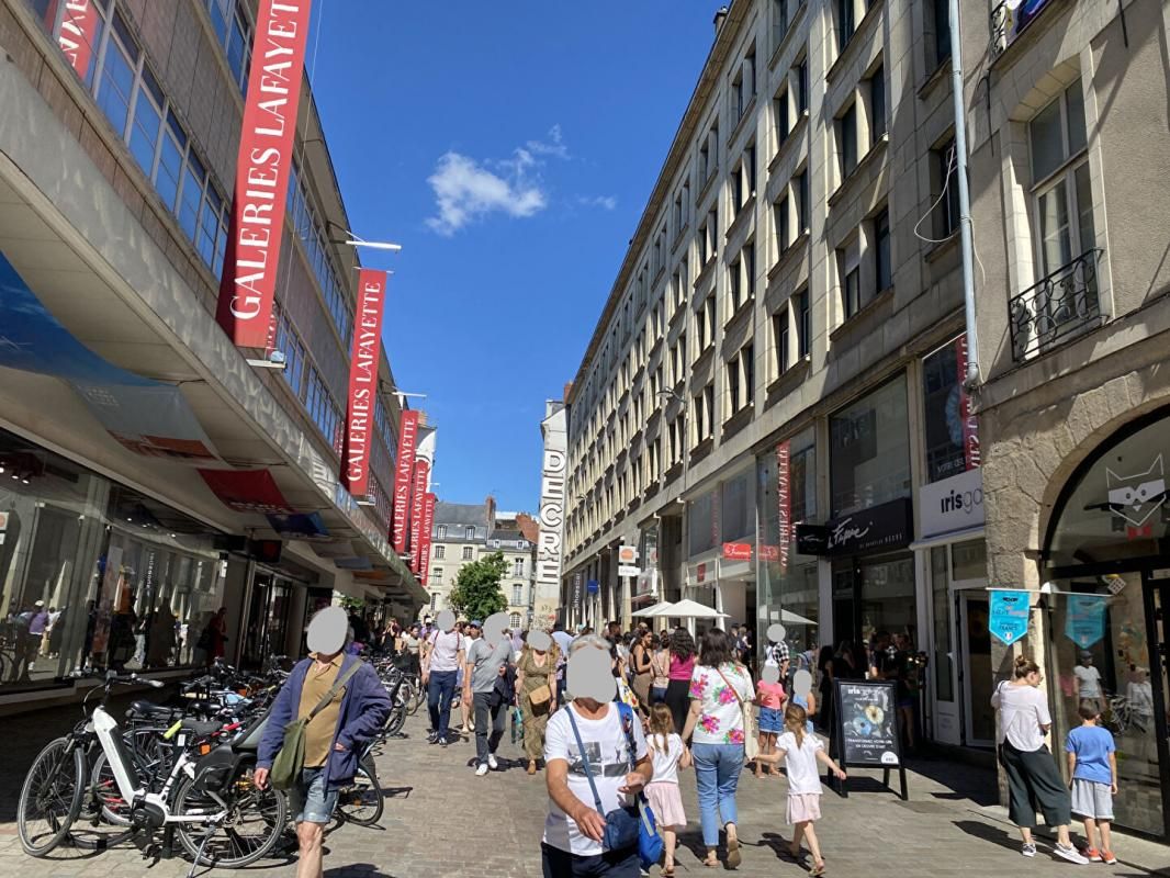 NANTES 44000 NANTES EXCLUSIVITE - BAIL A CEDER, LOCAL COMMERCIAL 83 m² 2