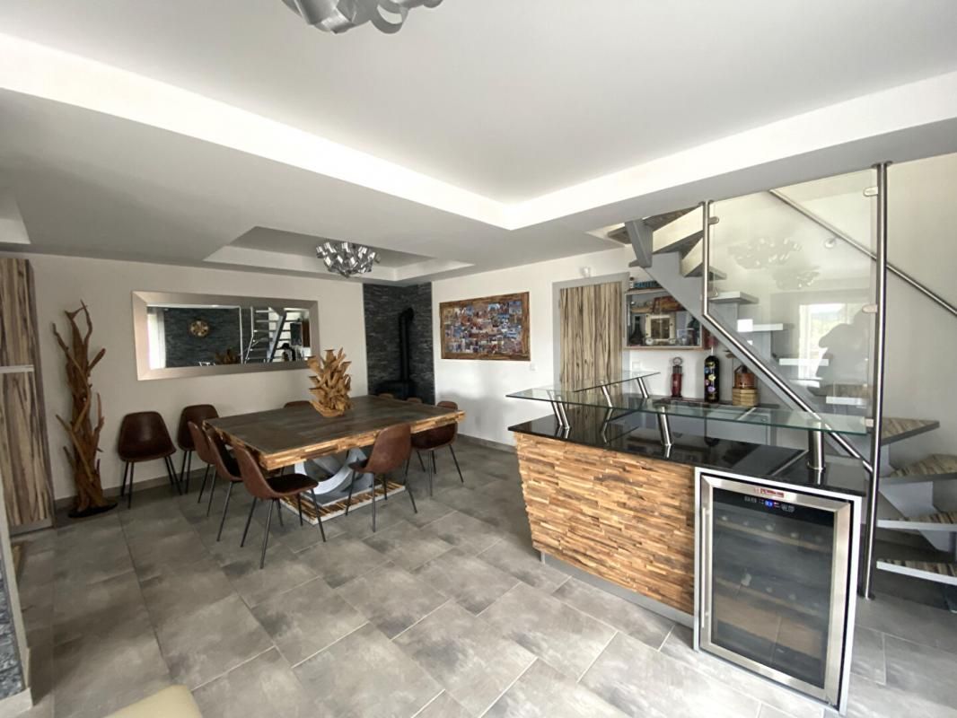 Maison Individuelle Tourville-La-Riviere 6 pièce(s) 120 m2