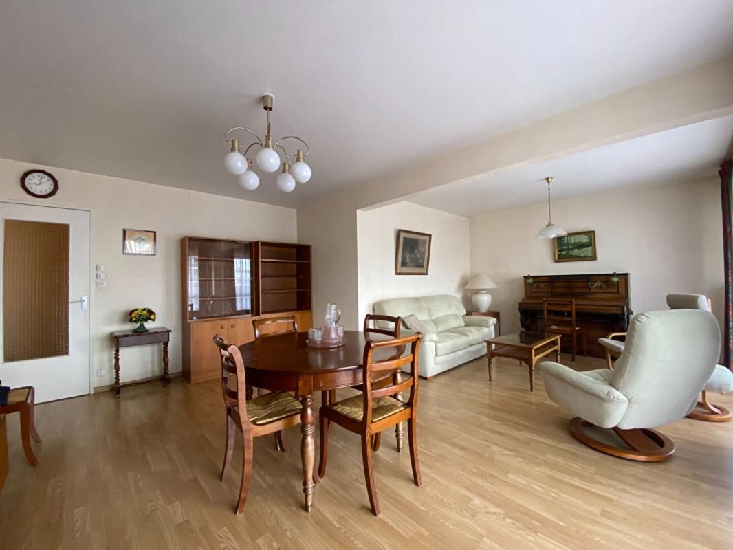 DIJON CENTRE - Appartement T5