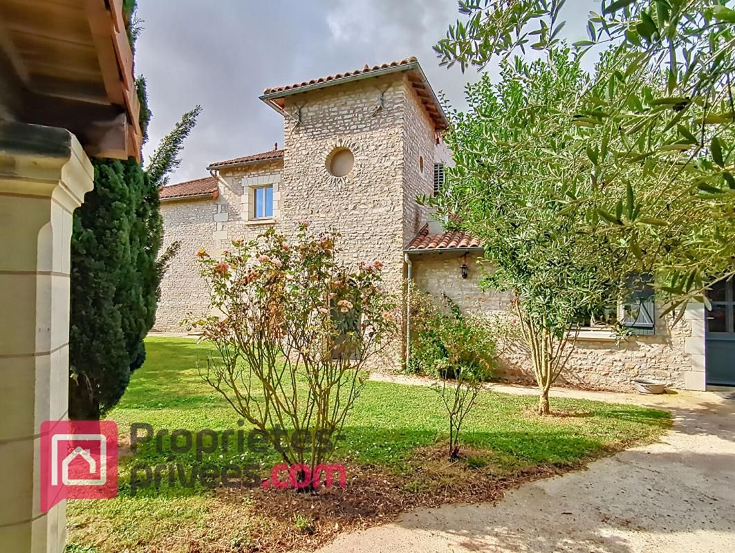 VEZIERES CHINON - VEZIERES Propriété de 280M2 4