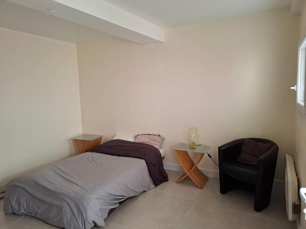 FORCALQUIER Appartement  3 pieces  avec terrasse 17 m² 3