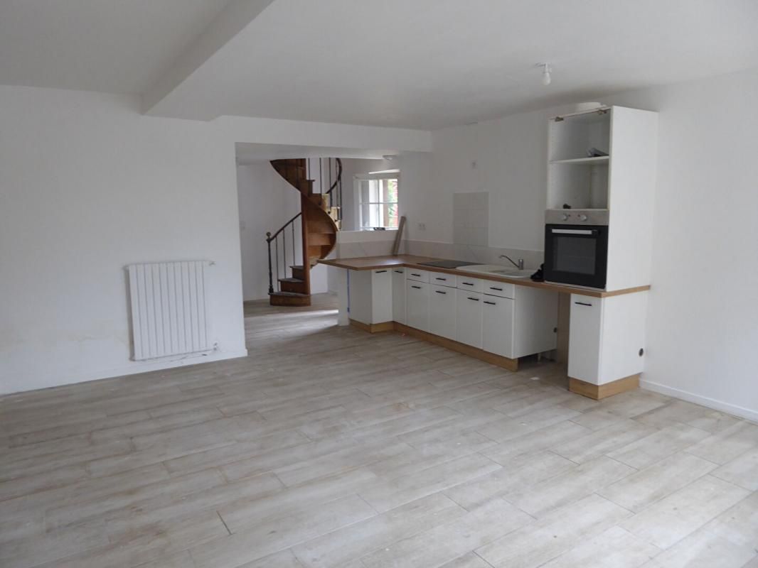 LE BURET Maison de village 6 pièces 120 m² 2