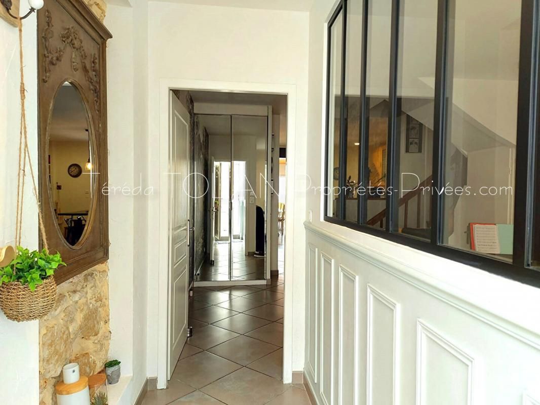 AGEN AGEN, Maison en pierre rénovée 6 pièce(s) 120 m² - 4 Chambres - Terrasse 2