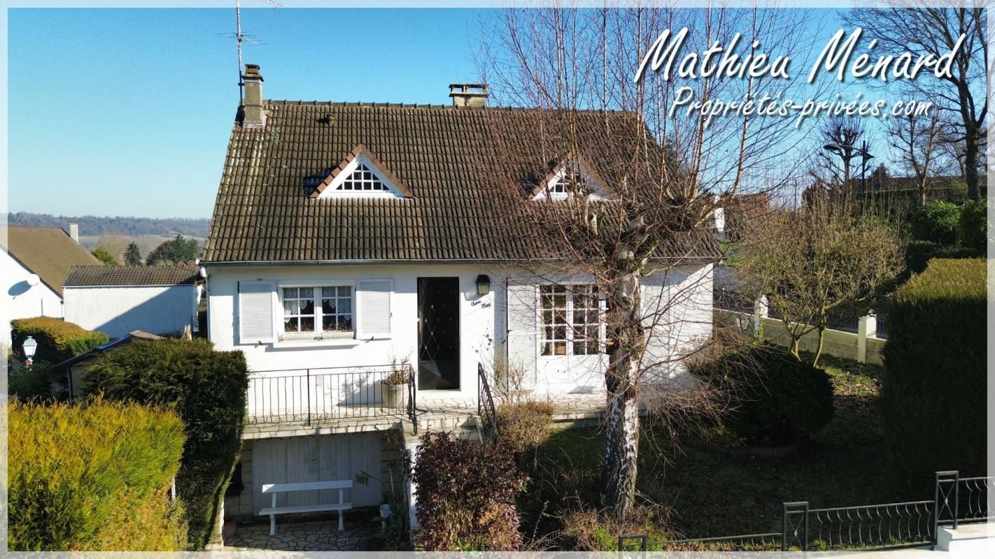Maison T5 de 127m² sur 447m² de terrain - Mercin-et-Vaux