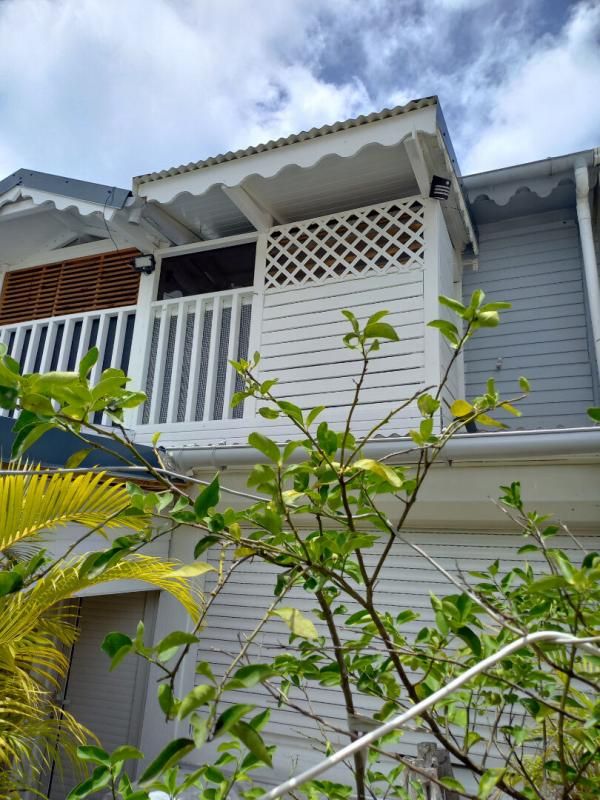 LES ABYMES Maison en triplex dans un petit lotissement au prix de 160000 à Les Abymes 97139 Guadeloupe 3
