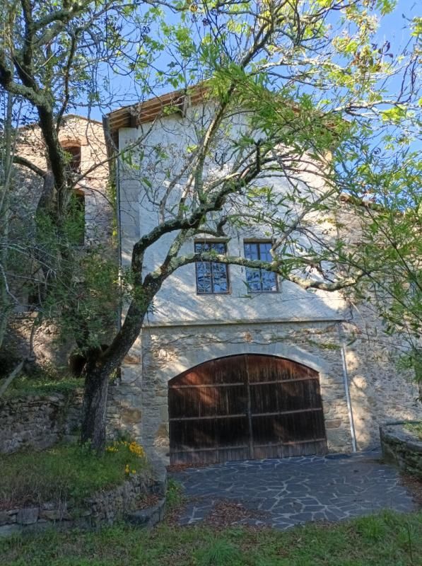 Secteur Joyeuse (07260)Maison Pierre de 200 m2