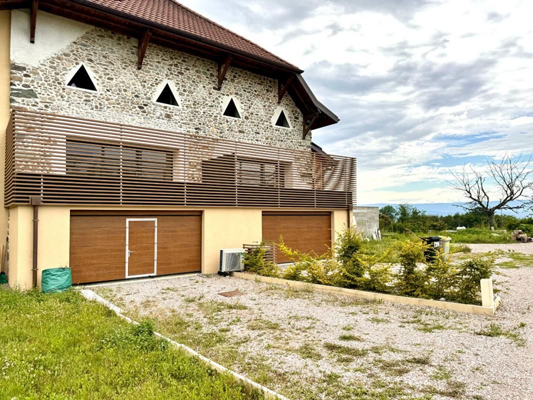 THONON-LES-BAINS Exclusivité THONON Maison de village 4 pièces 100 m2 terrasse, garage double (74200) 1