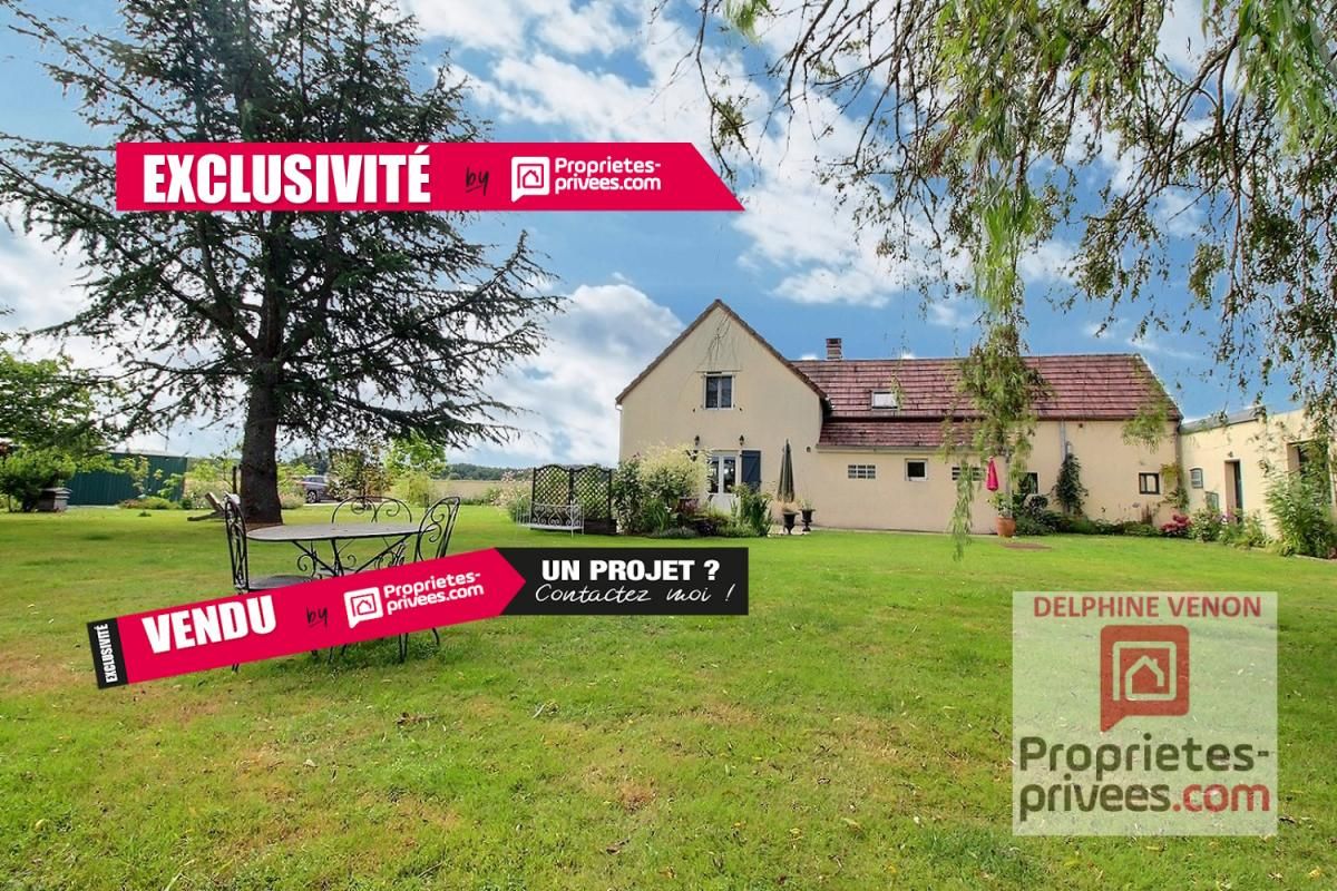Exclusivité - Maison de 165 m² avec beaucoup de cachet au calme avec garage et dépendances sur 1 848 m² de terrain