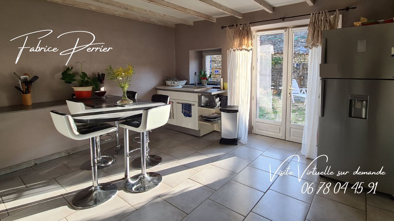 PONT-DE-BARRET Maison en pierre 170 m2 avec terrain 1600m² 4