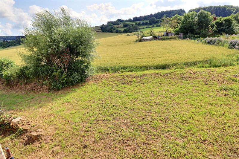 SAINT-BONNET-LE-COURREAU Ancien corp de ferme Saint Bonnet Le Courreau 10 pièce(s) +/-180 m2 avec source, terrain et dépendances 3
