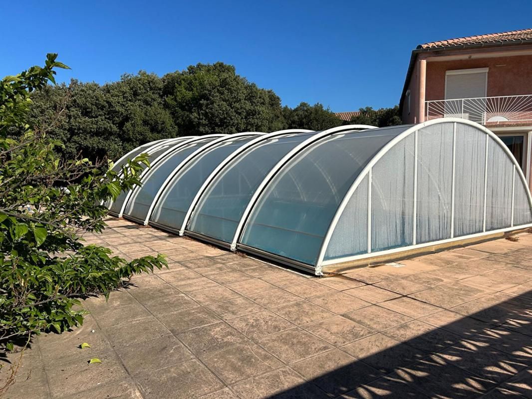 ARGELLIERS Maison  10 pièce(s) 396m2 3