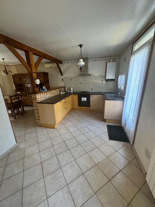 SAINT-AIGULIN Maison de ville 4 pièce(s) 90 m2 2
