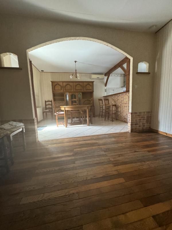 SAINT-AIGULIN Maison de ville 4 pièce(s) 90 m2 3