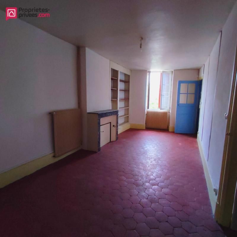 CLAMECY Immeuble Clamecy - 3 appartements 40 000 4