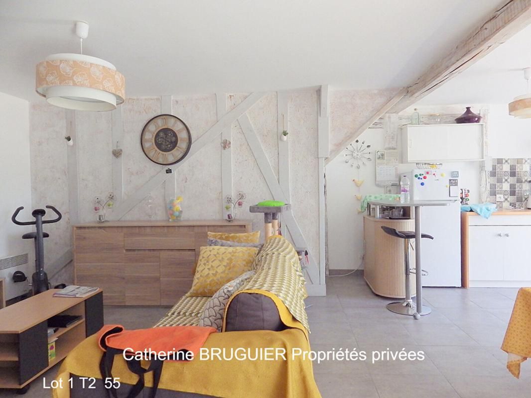 SPECIAL INVESTISSEUR  APPARTEMENTS, 2 logements loués centre St Sauveur