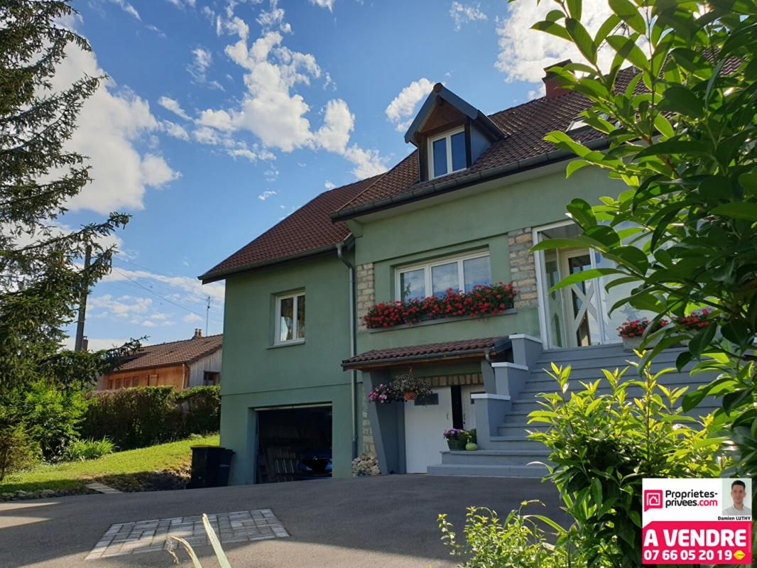 Maison 8 pièces de 161 m²
