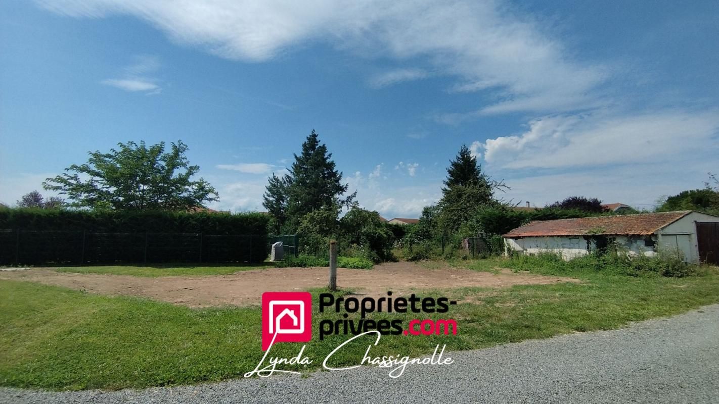 RIORGES TERRAIN À BÂTIR - 500M² - RIORGES 3