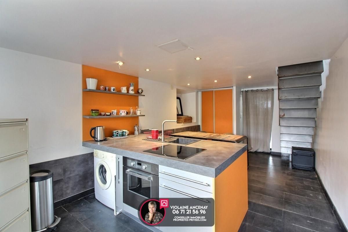 MONTAGNOLE Maison Montagnole 100 m2 au calme avec vue exceptionnelle ! 4