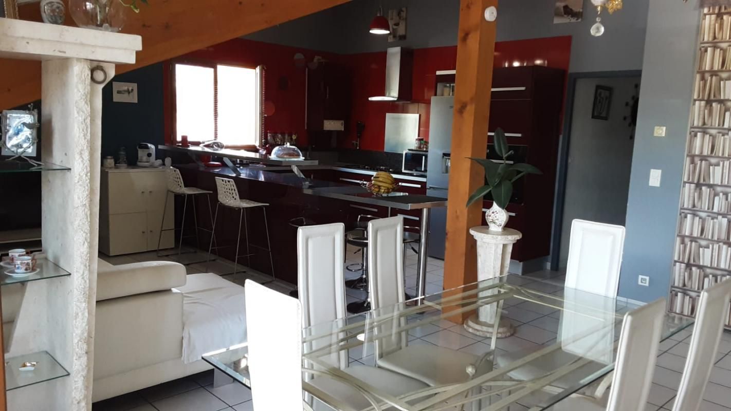 " Meythet: A vendre appartement Type 5, 120m2 "