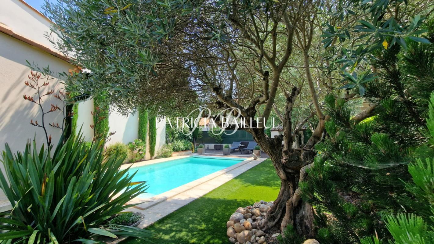 Villa style provençale de 180 m2 avec Piscine sur un terrain de 638 m2