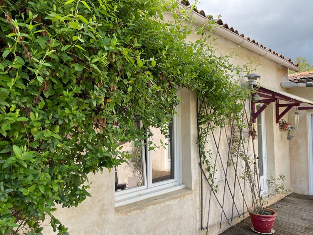 VILLAMBLARD Maison 6 pièce(s) 127m2 avec annexe 2