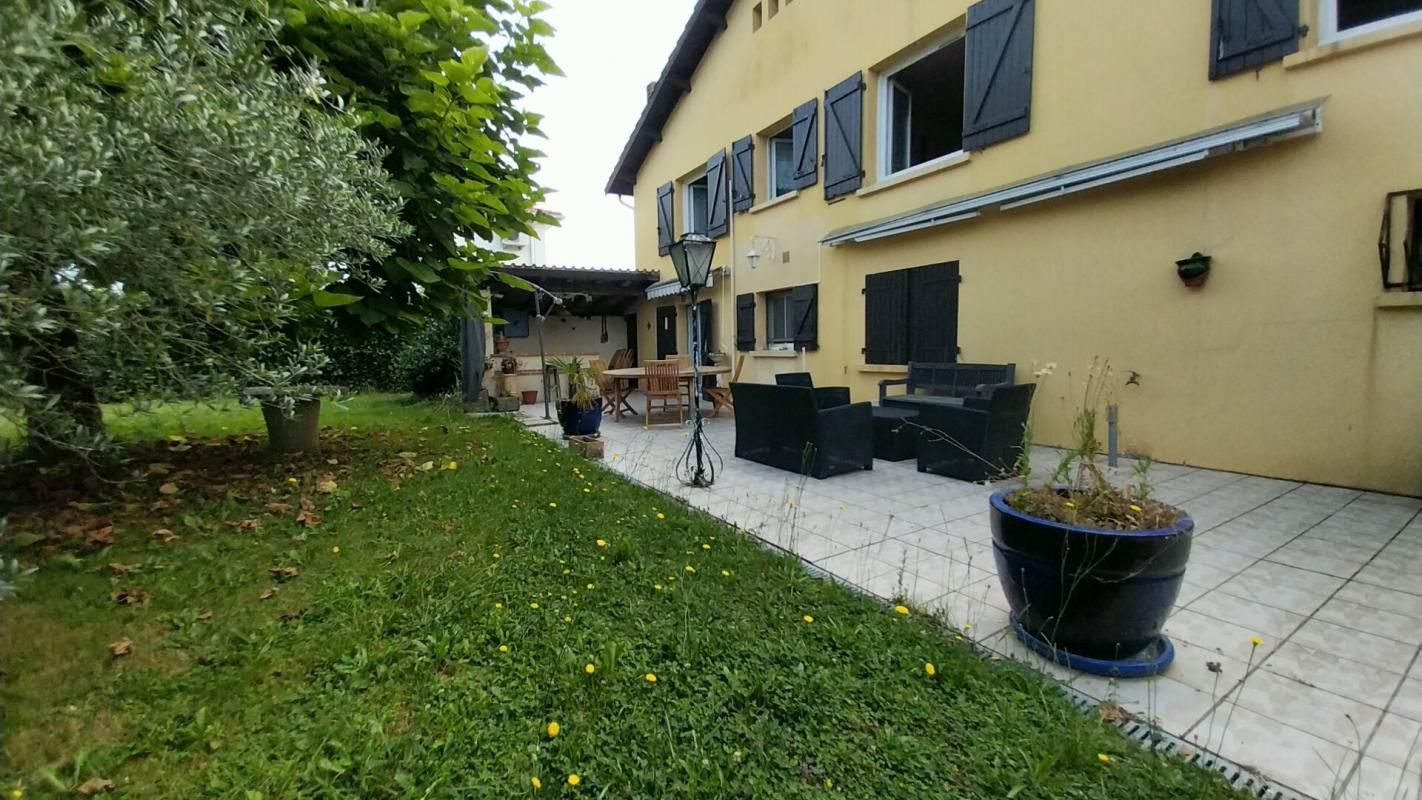 BOE BOE 47550 Maison 5 pièce(s) 108.59 m2 2