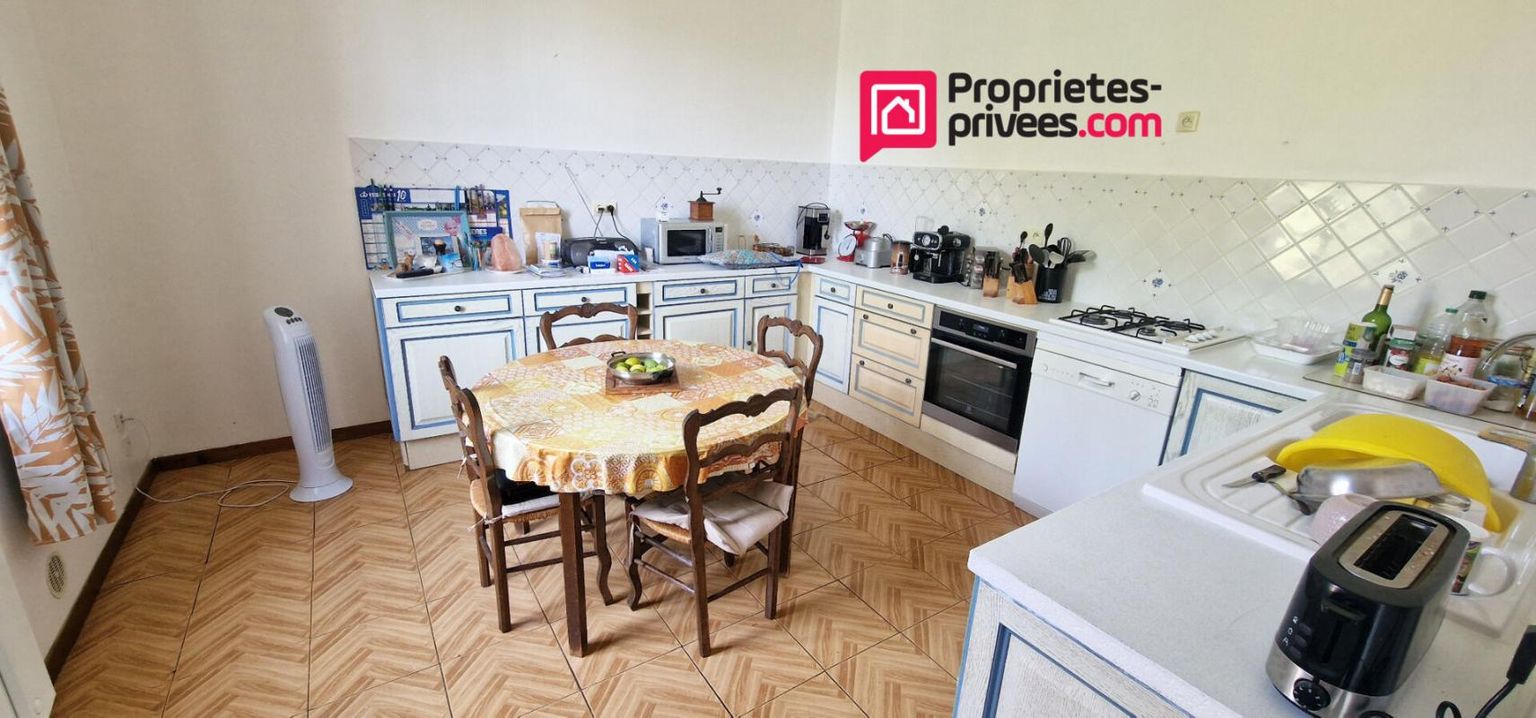 BAUDRES Maison de 79 m² 4 pièces - 2 chambres et un bureau  - dépendances - terrain de 3200 m² 4