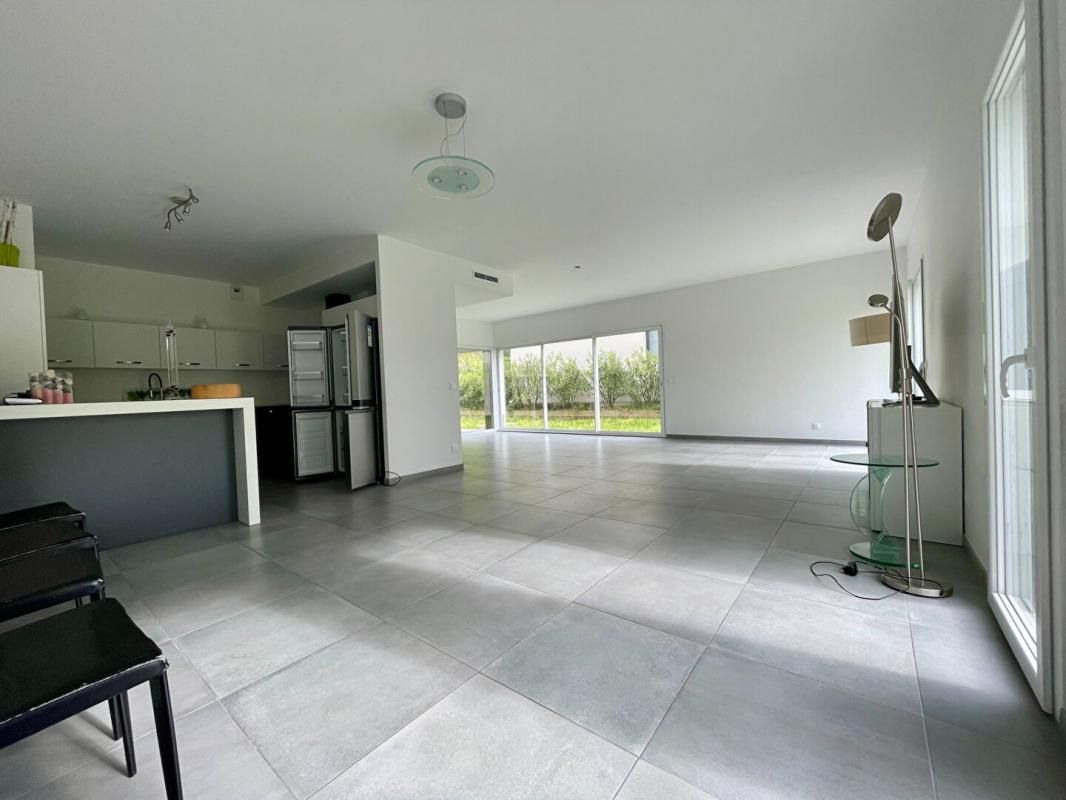 PESSAC Appartement 2021 Pessac centre 5 pièce(s) 150 m2 2